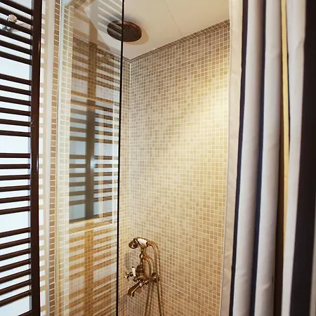 Frattina Wr Apartment *